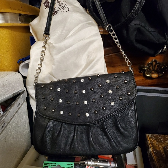 crossbody - Picture 3 of 3